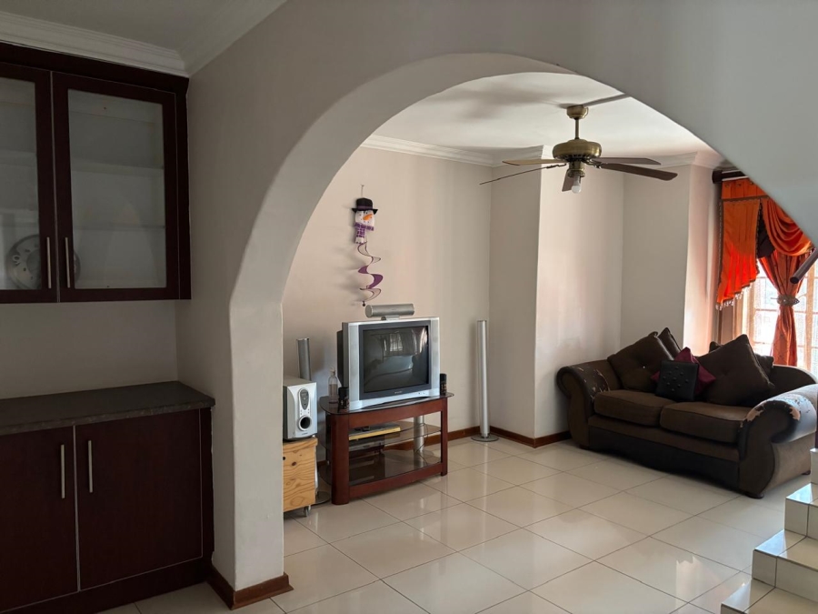 4 Bedroom Property for Sale in Mmabatho Unit 6 North West